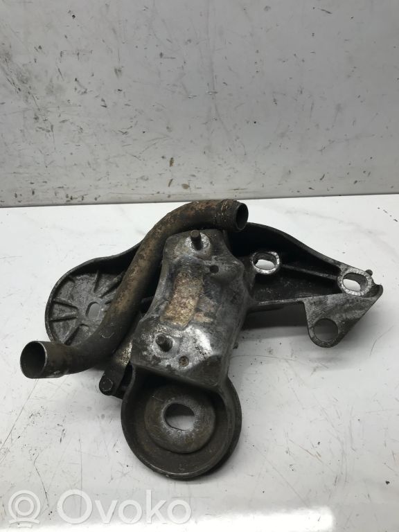 Engine mounting bracket   4F0199351S