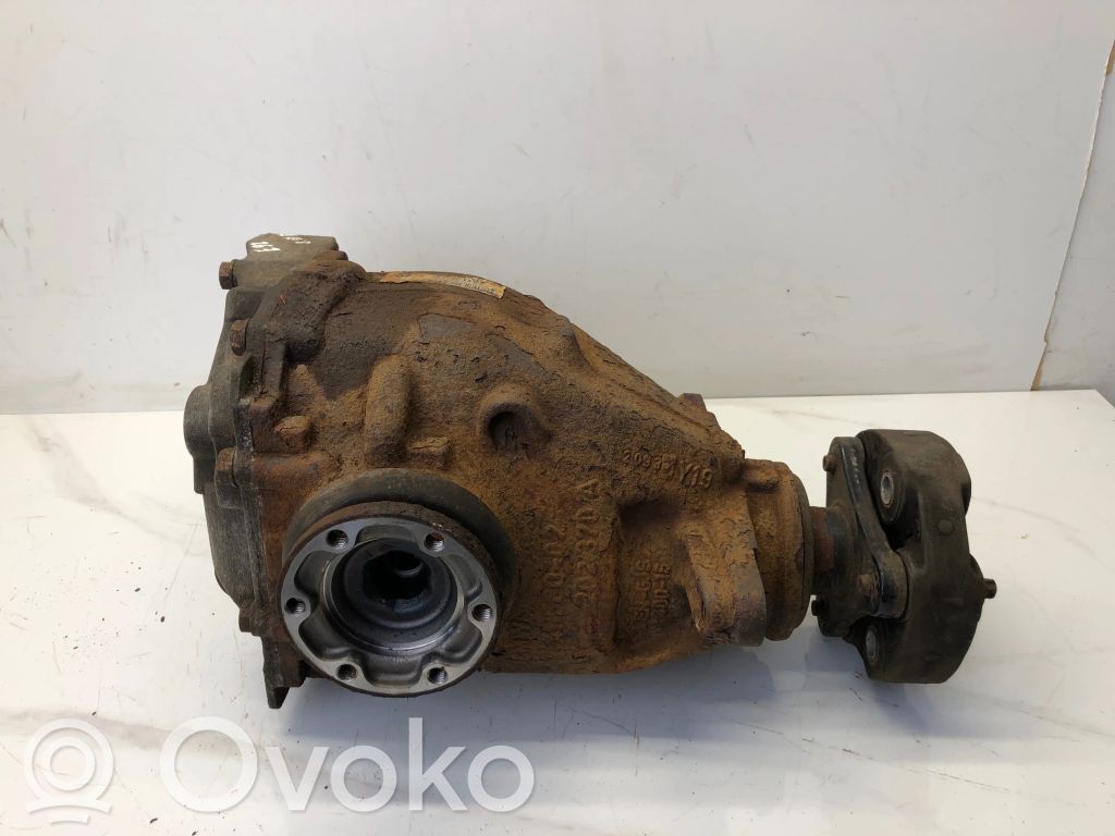 BMW 3 E92 E93 Galinis reduktorius 