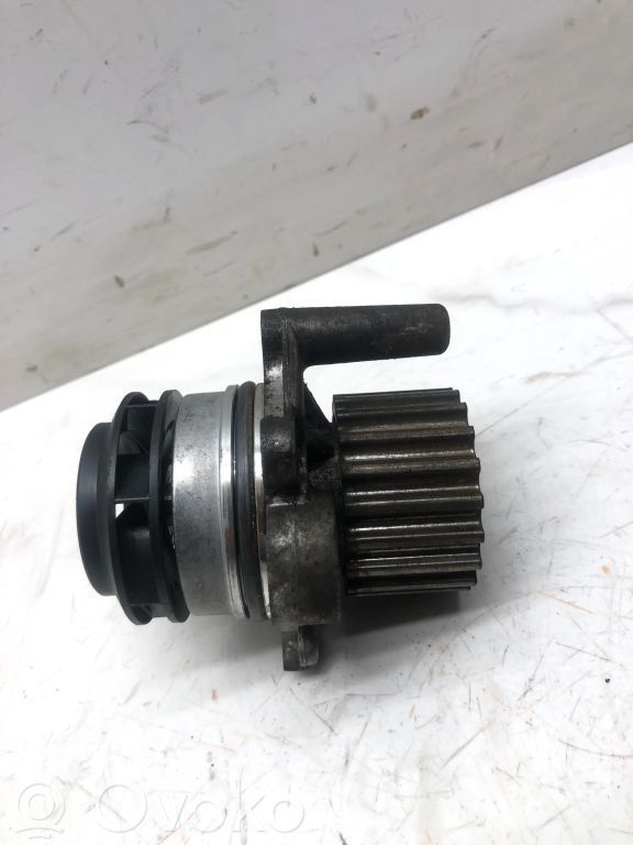 Audi A4 S4 B8 8K Bomba de agua 