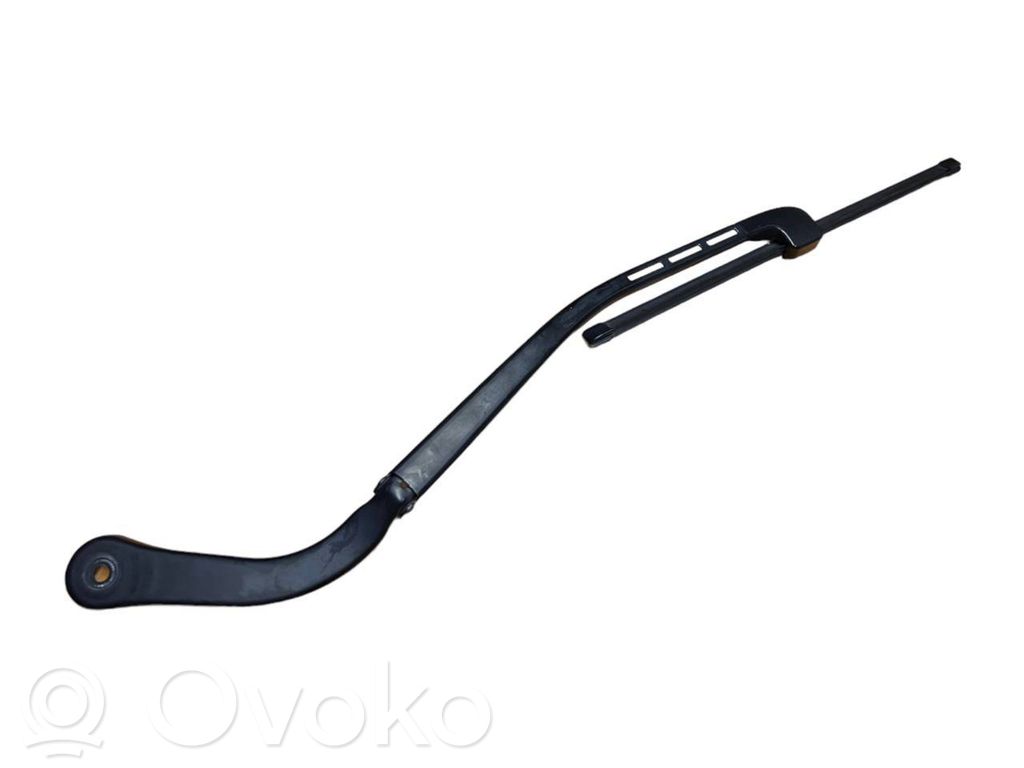 BMW 3 E90 E91 Front wiper blade arm 