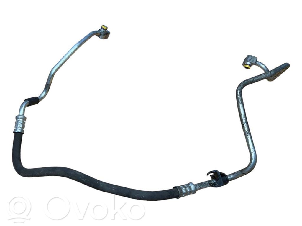 BMW 3 E90 E91 Ilmastointilaitteen putki (A/C) 