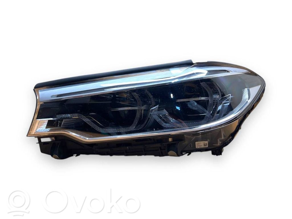 BMW 5 G30 G31 G38 Lampa przednia 