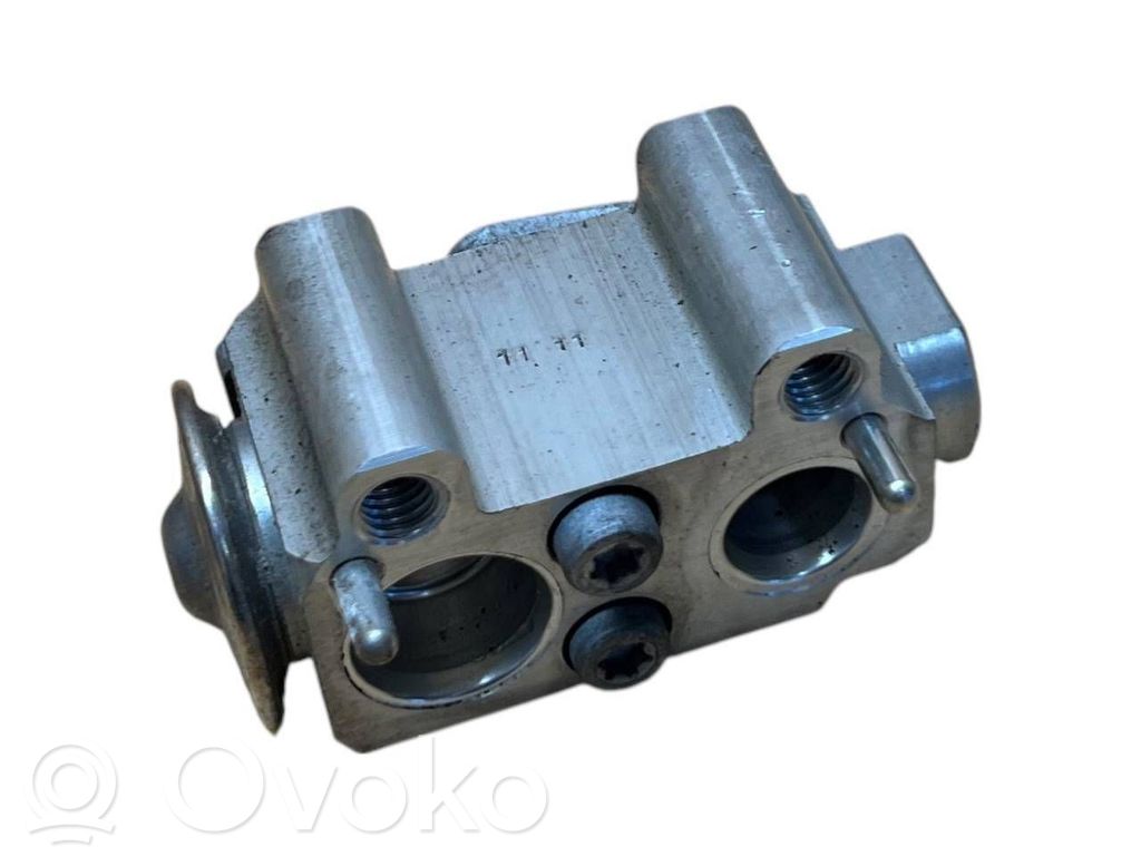 BMW 3 E92 E93 Air conditioning (A/C) expansion valve 