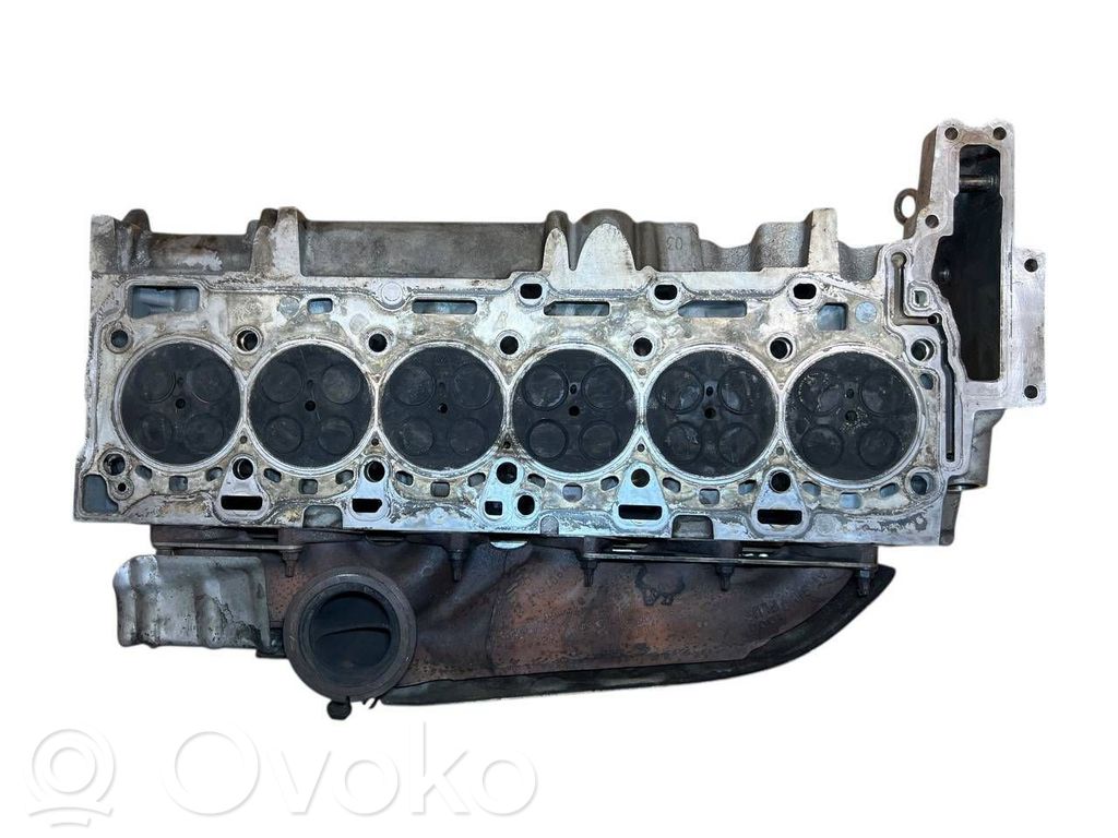 BMW 3 E90 E91 Engine head 