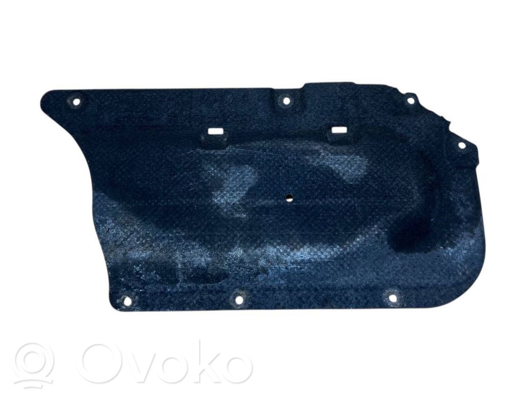 BMW 5 F10 F11 Paracalore nel vano motore 