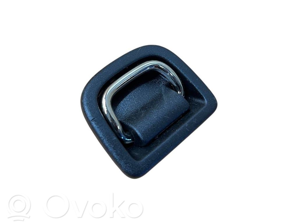 Skoda Octavia Mk3 (5E) Tie down hook / loop 