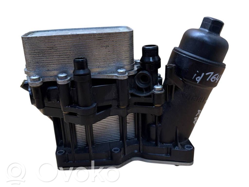 BMW 5 F10 F11 Supporto di montaggio del filtro dell’olio 