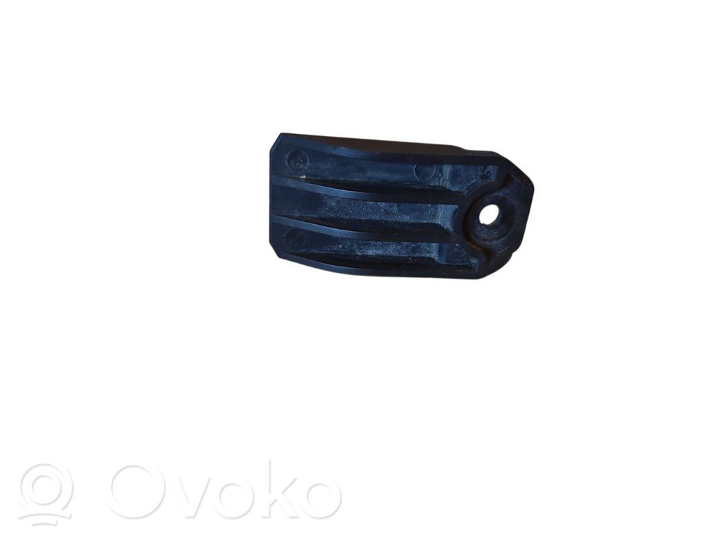 Radiator mount bracket   2247898,PA6630GF,E39M5717H1