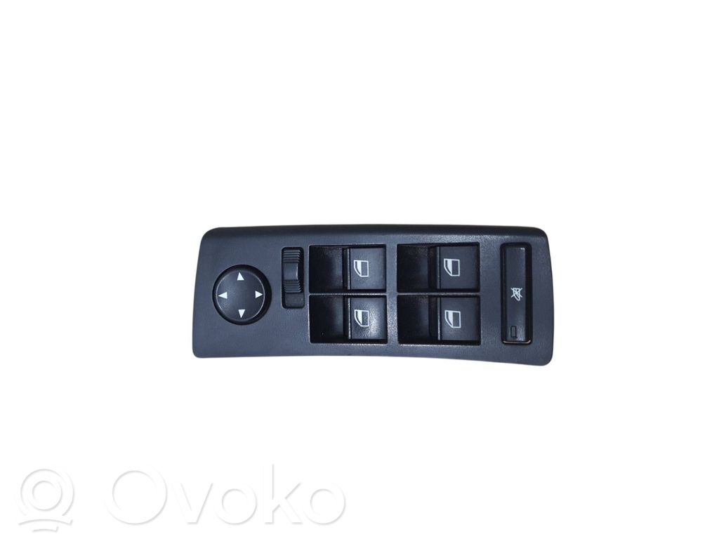 Electric window control switch   6925695