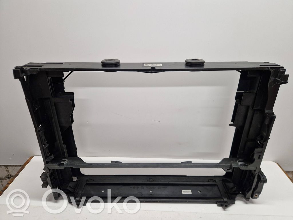 BMW 5 F10 F11 Wlot / Kanał powietrza intercoolera 
