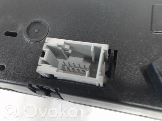 Climate control unit   64119199260