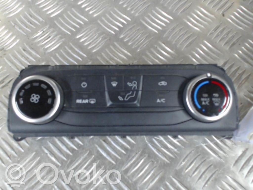 Ford Fiesta Panel klimatyzacji 