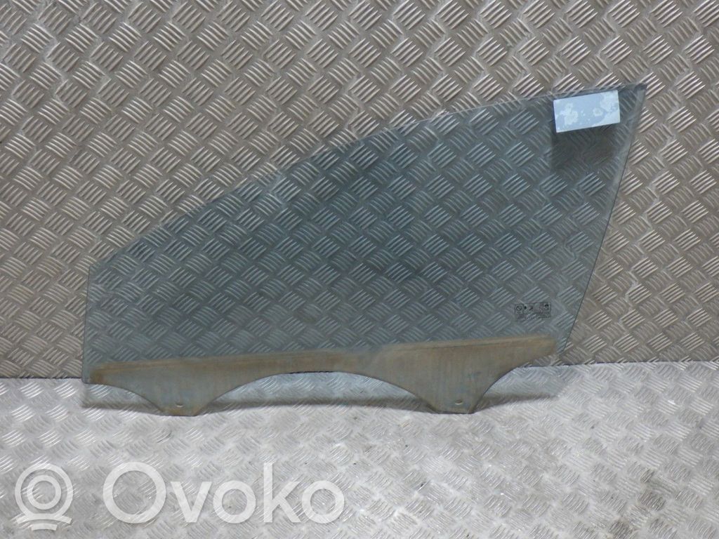 Ford Mondeo MK IV Pagrindinis priekinių durų stiklas (keturdurio) 