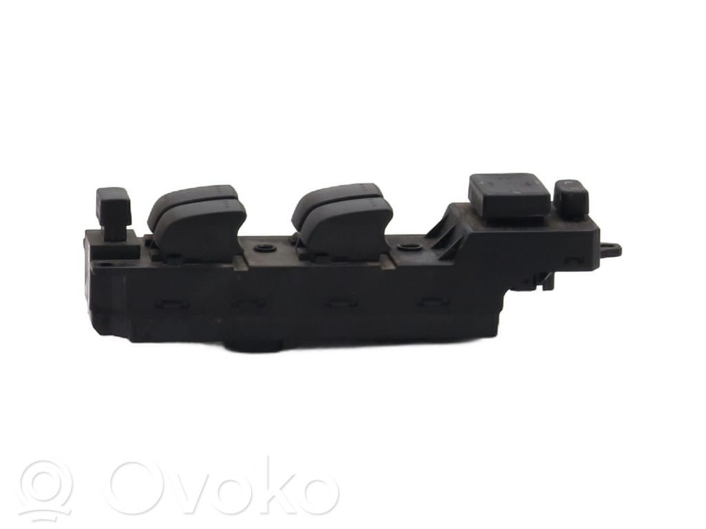 Mazda 5 Wing mirror switch 
