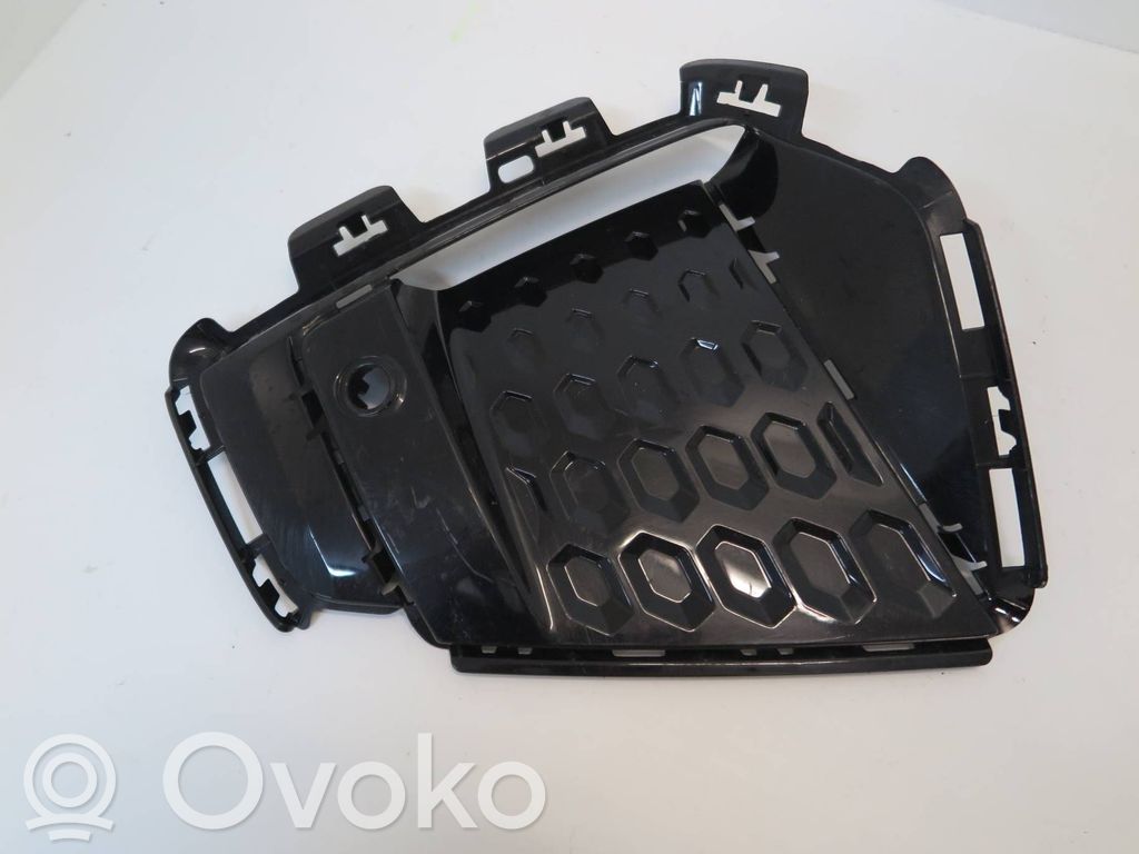 BMW 2 Active Tourer U06 Front bumper lower grill 