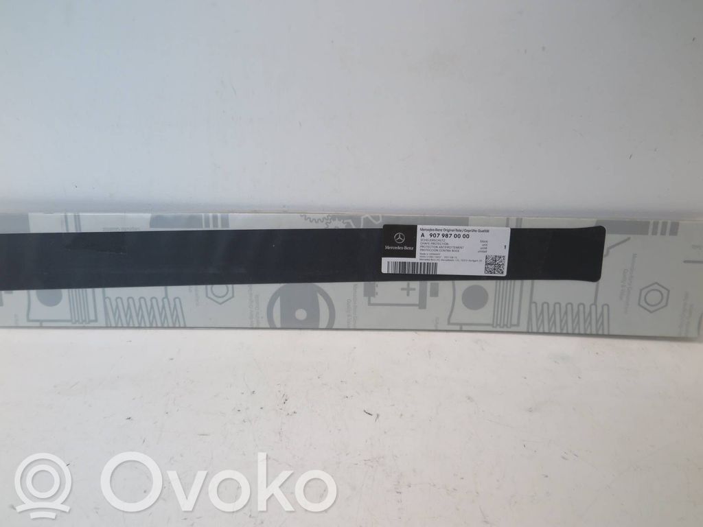 Mercedes-Benz Sprinter W907 W910 Gumowa uszczelka drzwi przednich 