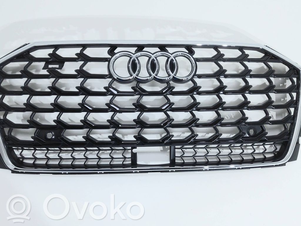 Audi A8 S8 D5 Etupuskurin ylempi jäähdytinsäleikkö 