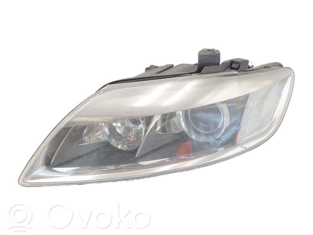 Audi Q7 4L Lampa przednia 
