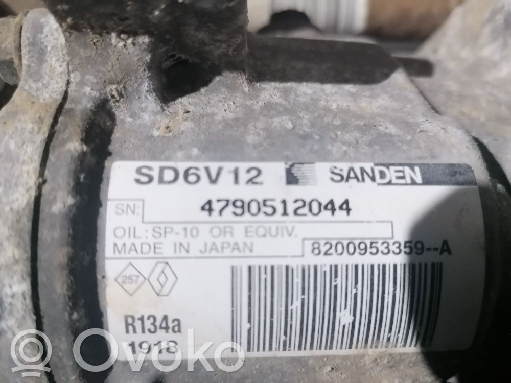 Renault Clio I Компрессор (насос) кондиционера воздуха 
