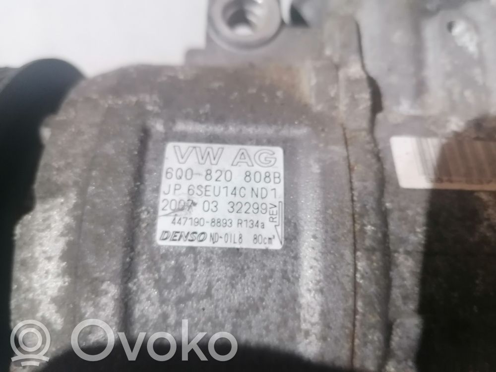 Volkswagen Polo Radiator răcire A/C (condensor) 