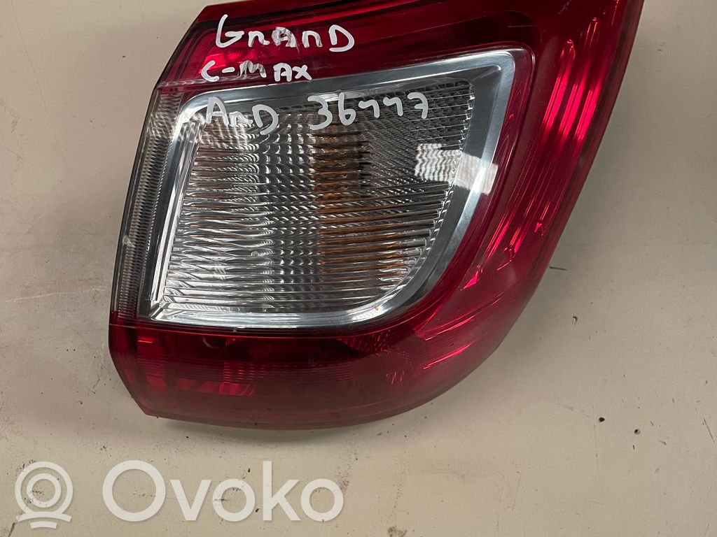 Ford Grand C-MAX Rear/tail lights 