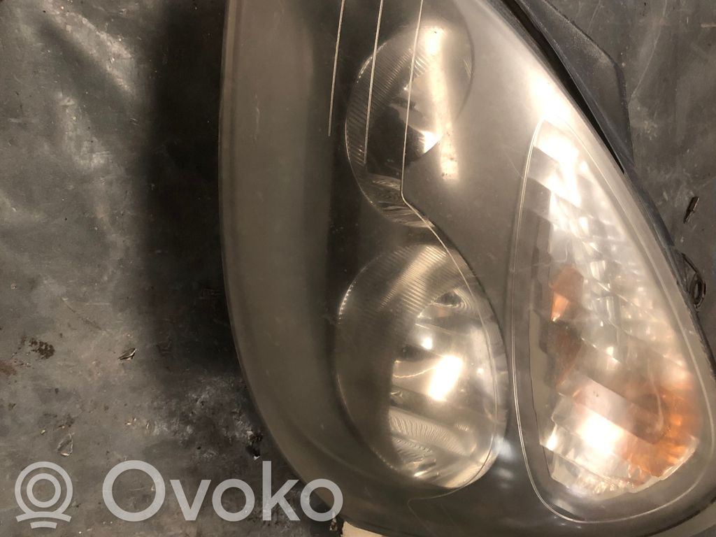 Renault Clio II Priekinis žibintas 