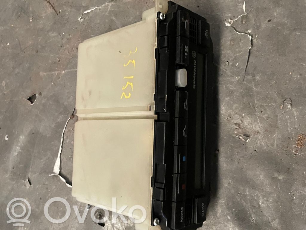 Volkswagen Golf IV Gaisa kondicioniera / klimata kontroles / salona apsildes vadības bloks (salonā) 