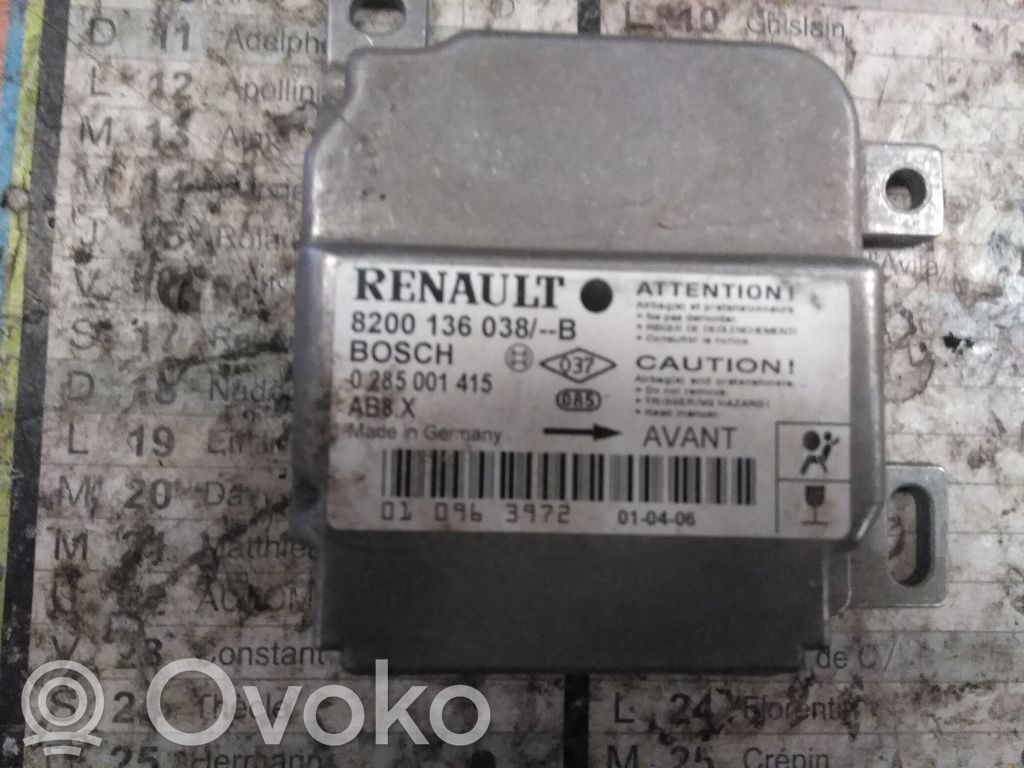 Renault Clio II Airbag control unit/module 