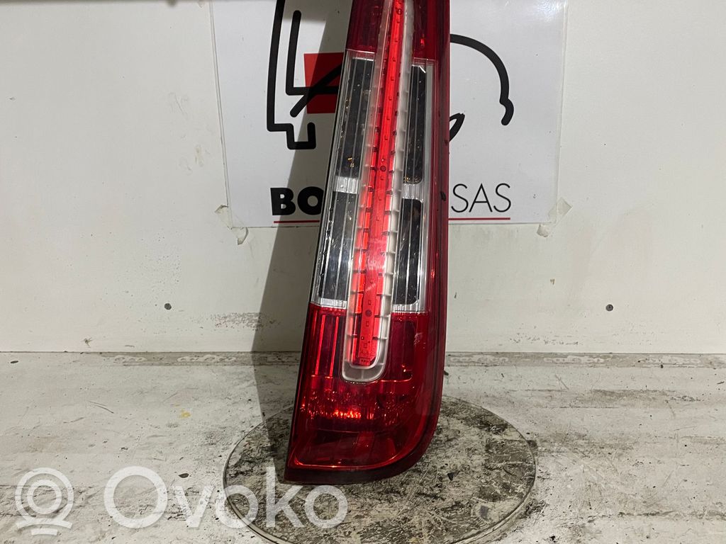 Luz trasera/de freno   1619507,27407540,36566,VDMS18