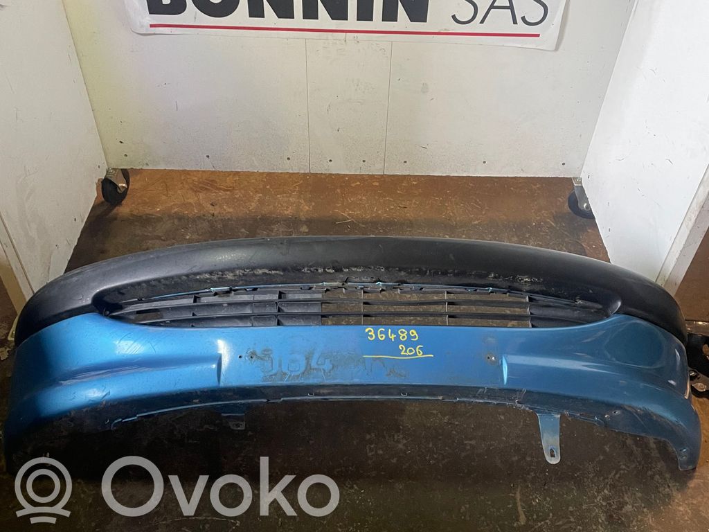 Peugeot 206 Priekinis bamperis 