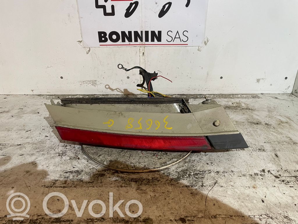 Renault Super R5 Galinis žibintas kėbule 