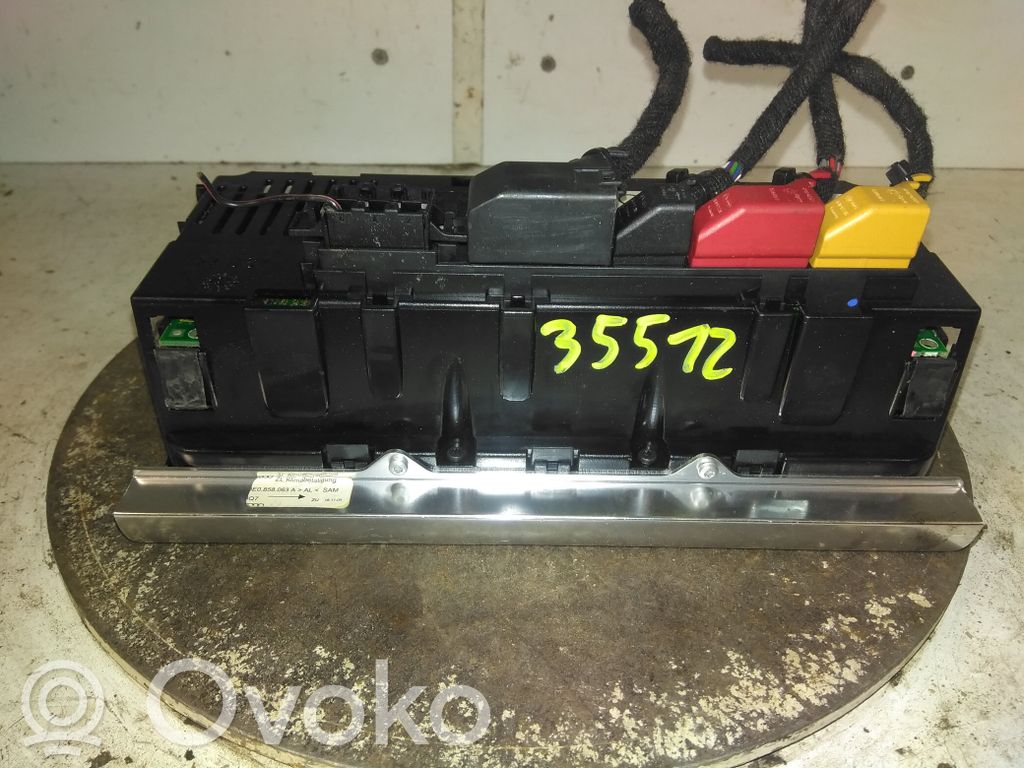 Audi 200 Panel klimatyzacji 