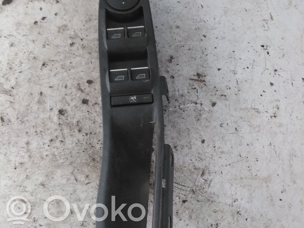 Electric window control switch   2033142,27424861,37607,VDMS18