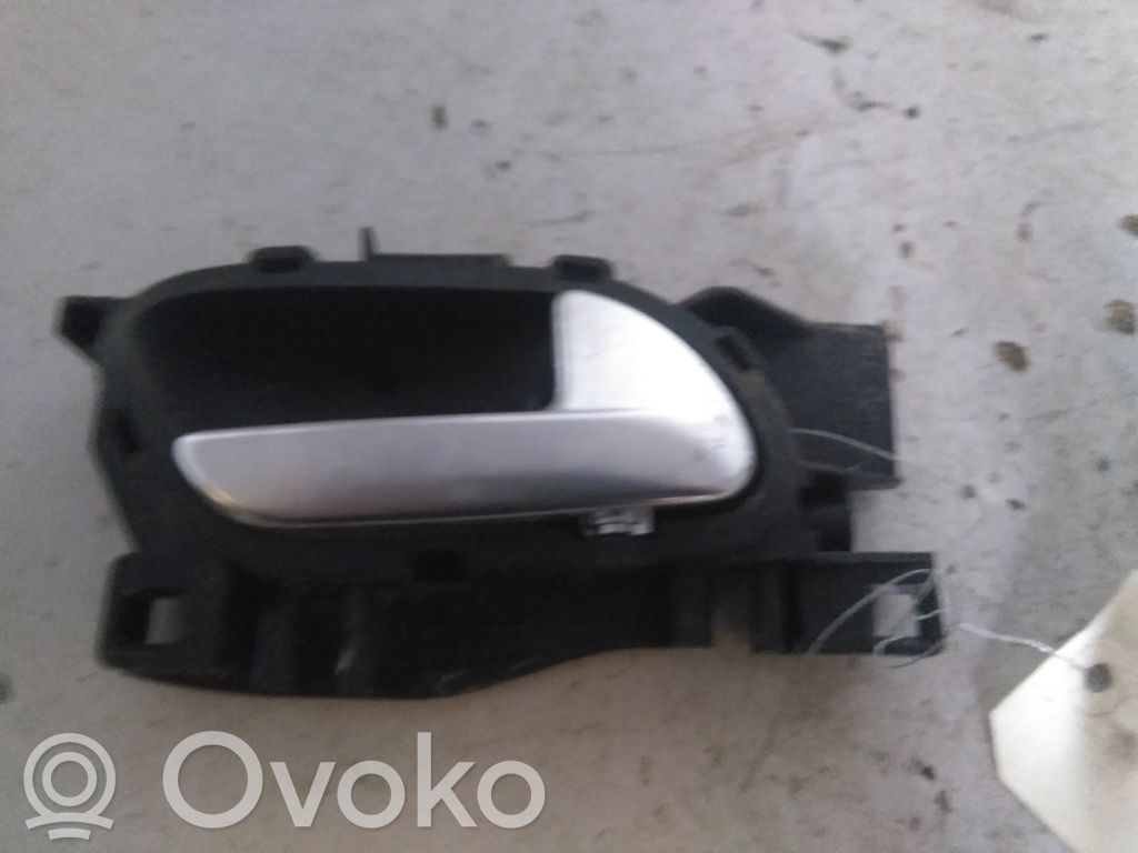 Peugeot 508 Front door interior handle 