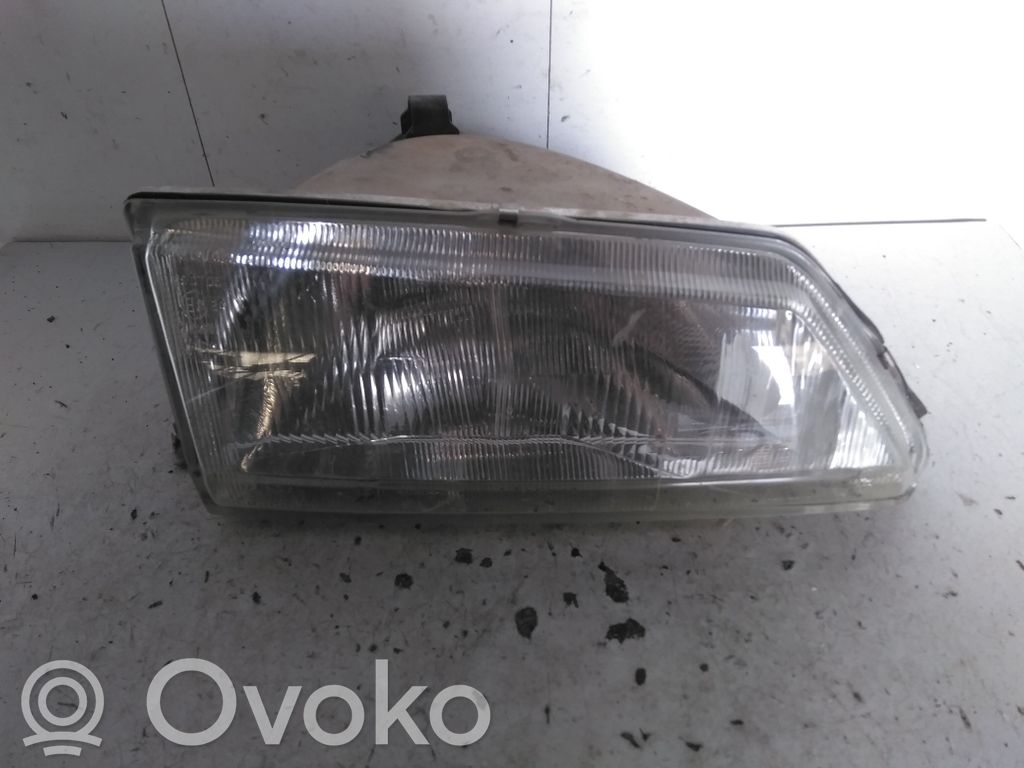 Peugeot 106 Scheinwerfer 
