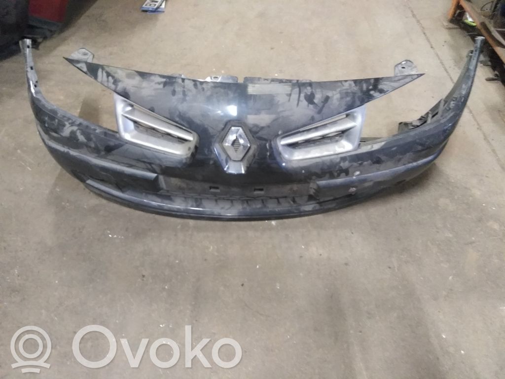 Renault Megane I Zderzak przedni 