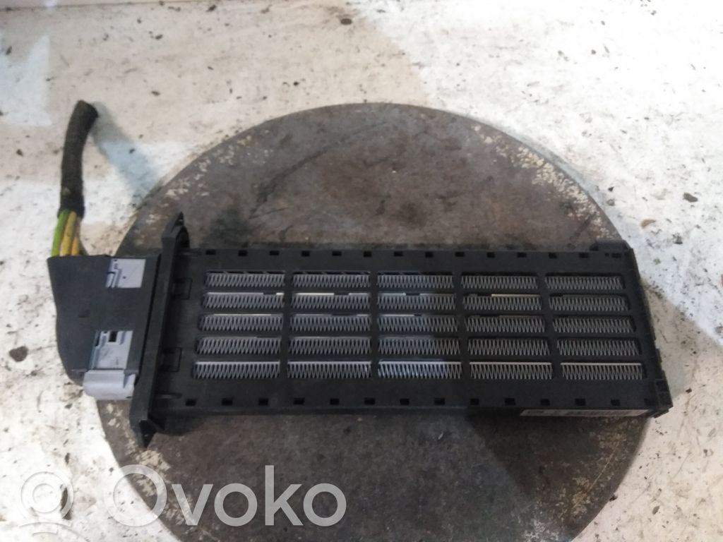 Citroen C2 Pečiuko radiatorius 