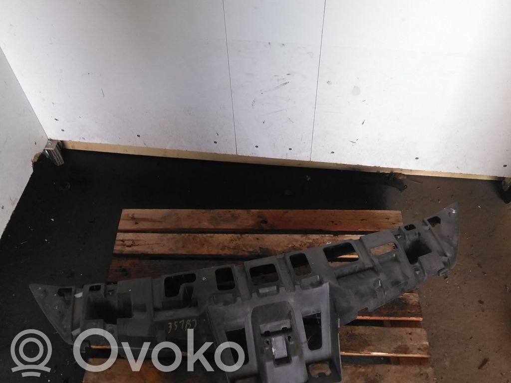 Renault Clio III Priekinis bamperis 