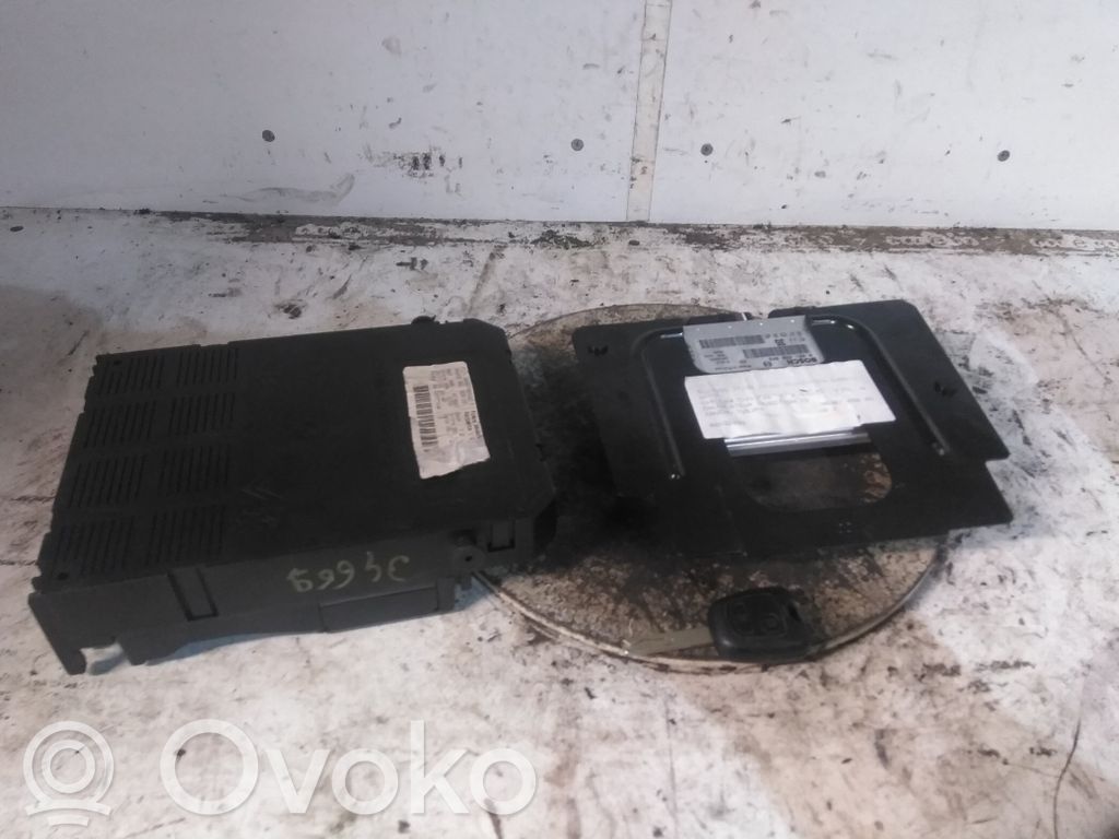 Peugeot 307 Fuel injection control unit/module 