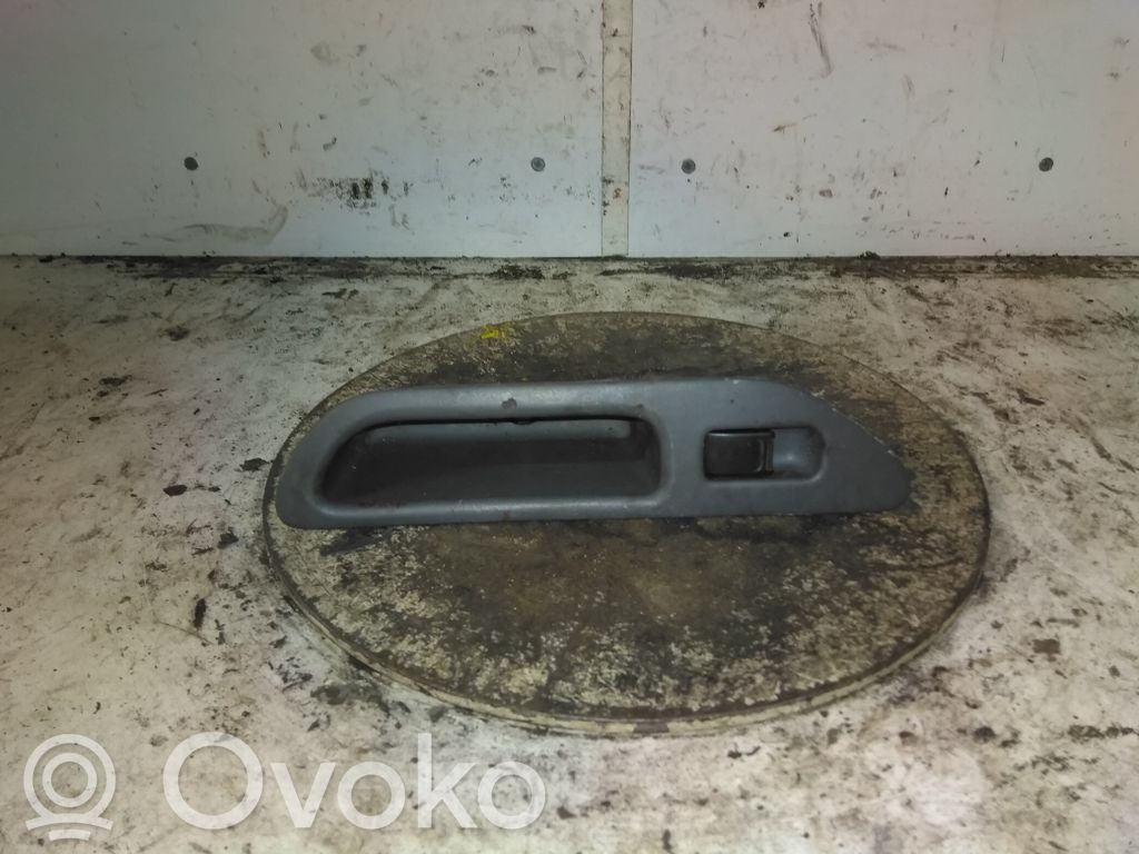 Suzuki Wagon R+ Electric window control switch 