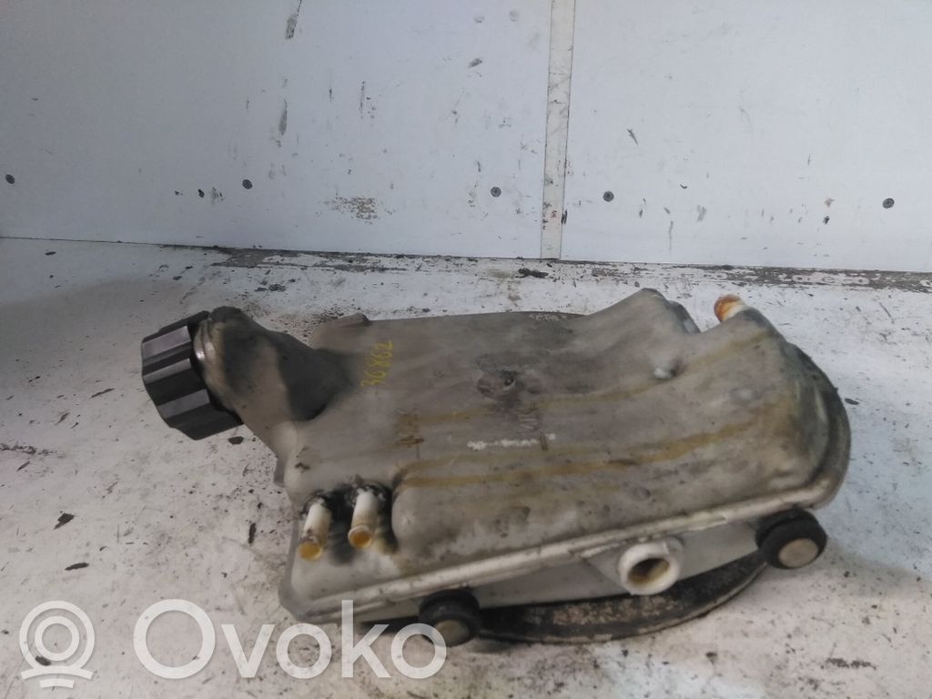 Peugeot 206 Takaluukun/tavaratilan kansi 