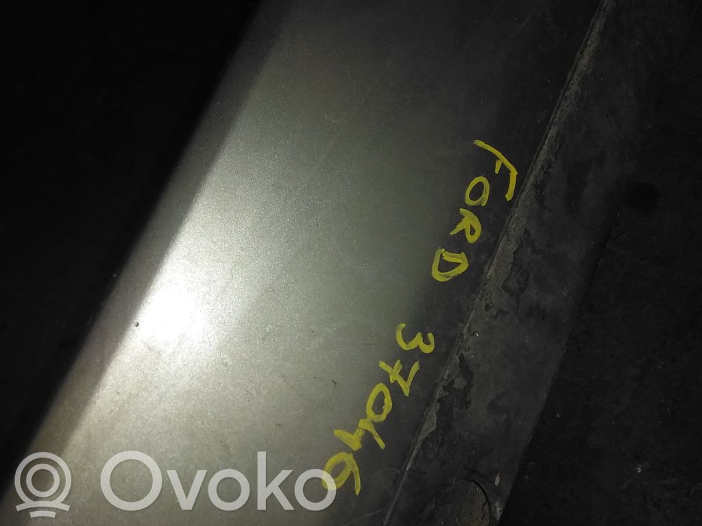 Ford Mondeo MK I Parachoques 