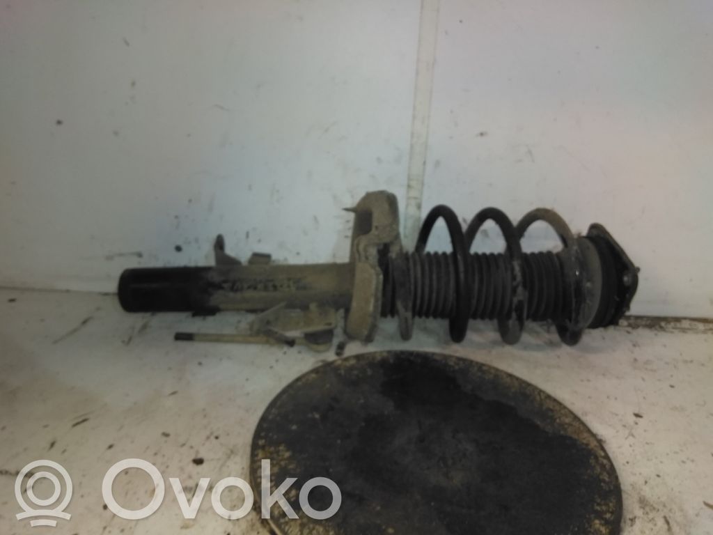 Ford Focus Sprężyna przednia 