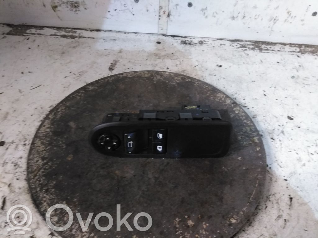 Wing mirror switch   98012283XT,27418079,37340,VDMS18