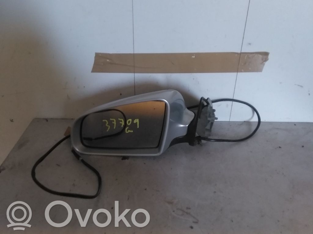 Audi 200 Specchietto retrovisore elettrico portiera anteriore 