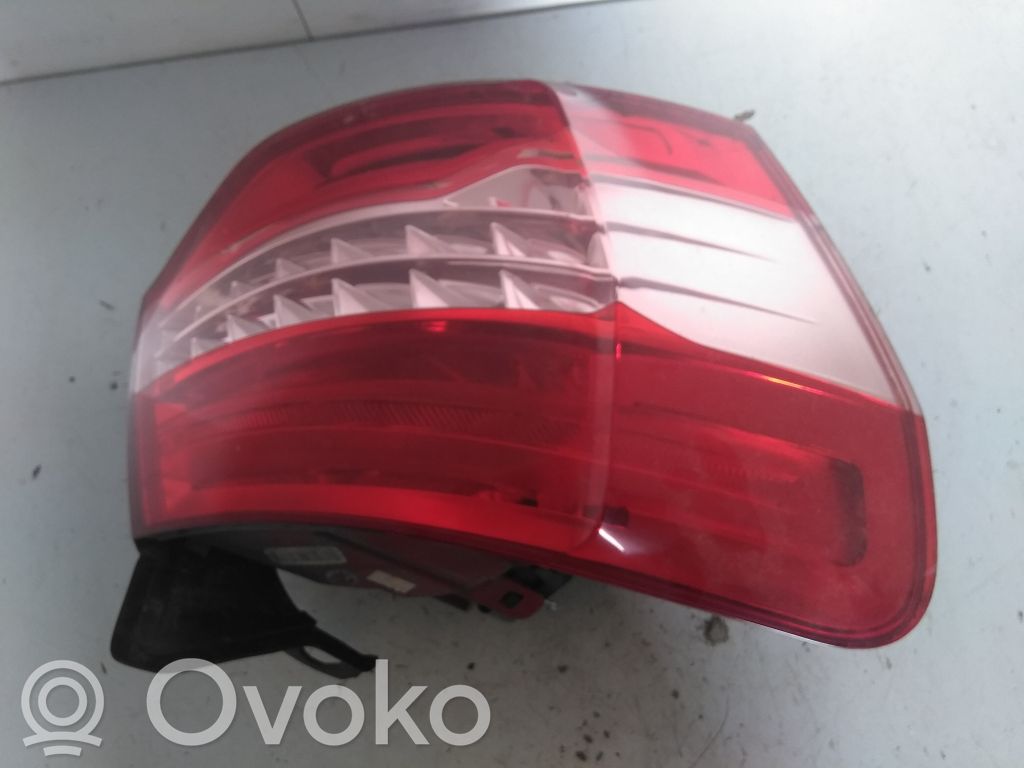 Citroen C5 Aizmugurējais lukturis virsbūvē 