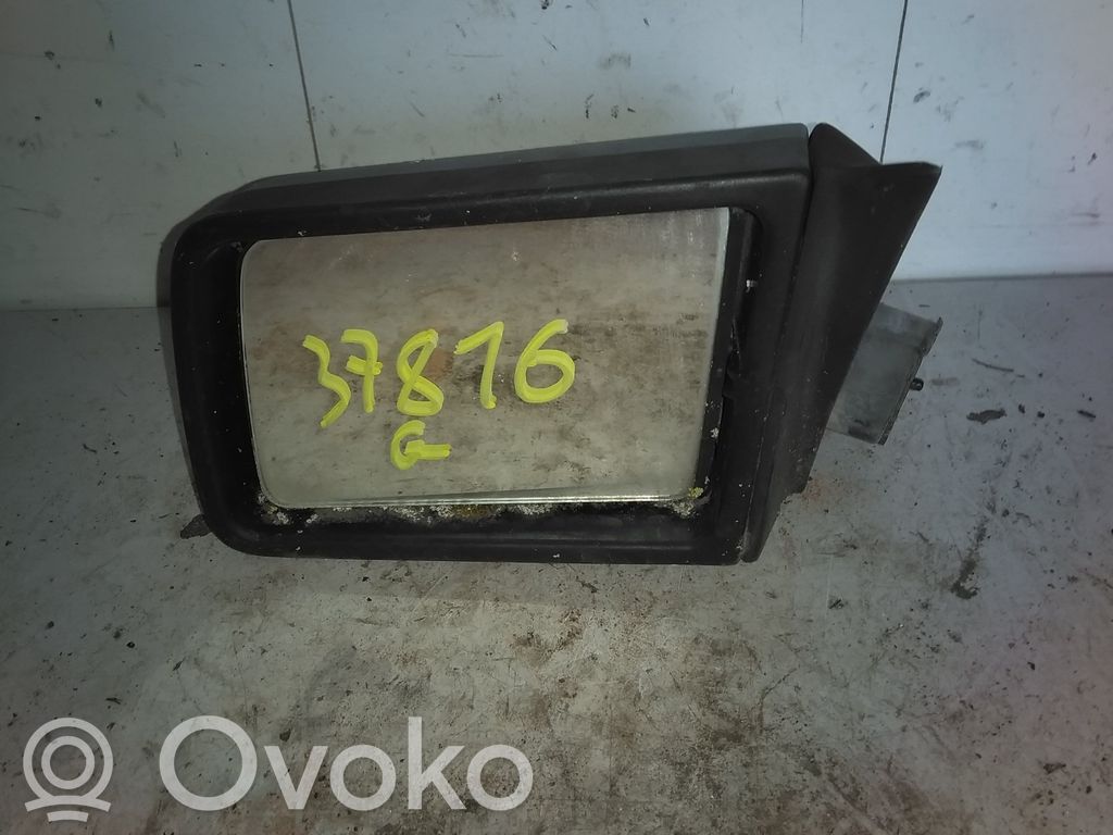 Opel Corsa A Front door electric wing mirror 