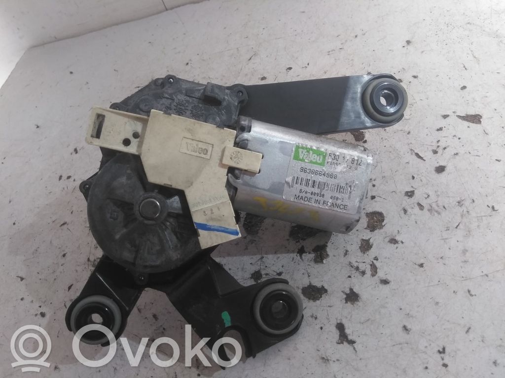 Peugeot 206 Silniczek wycieraczki szyby tylnej 
