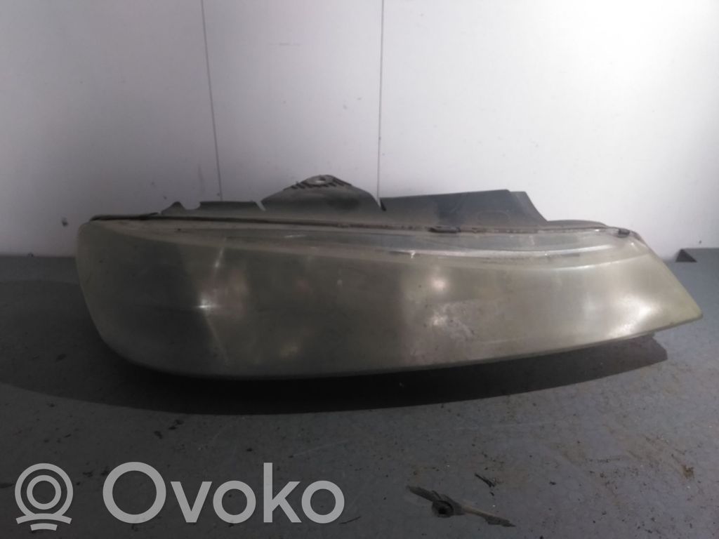 Peugeot 406 Lampa przednia 