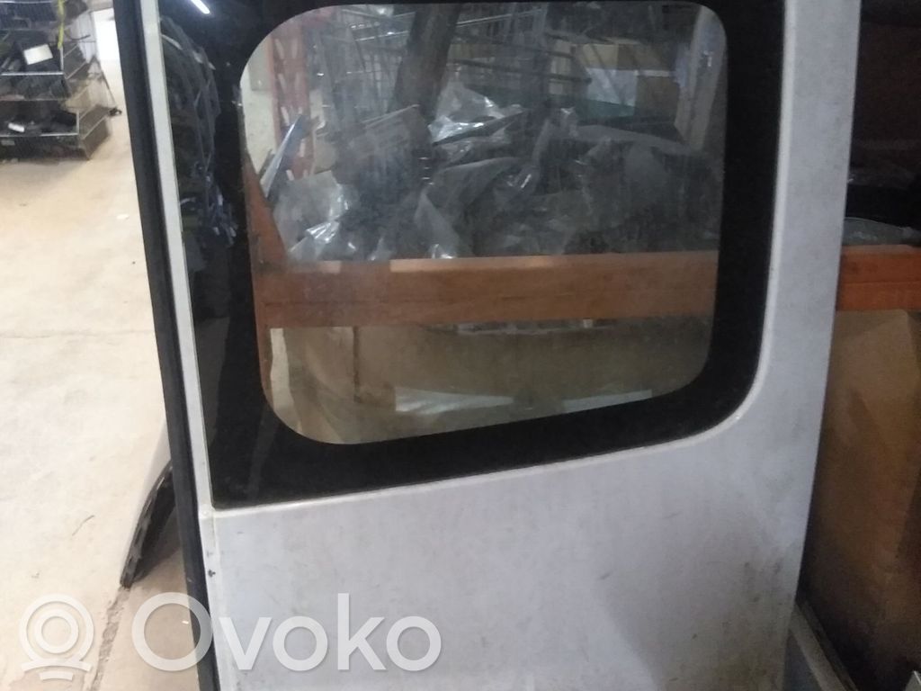 Opel Vivaro Durvis 